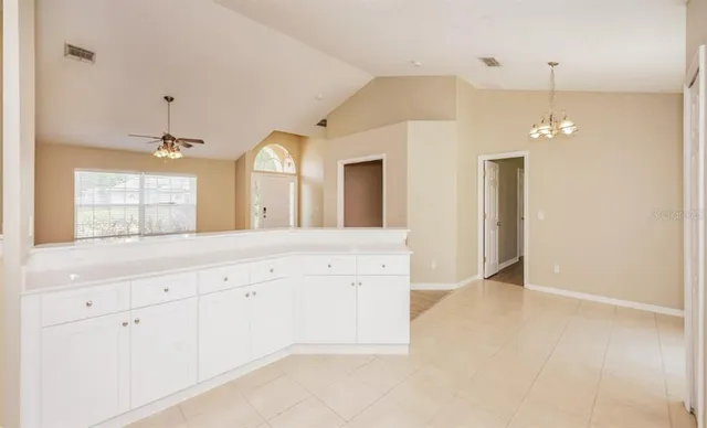 $1,900 | 3215 40th Avenue West, Bradenton, FL 34205