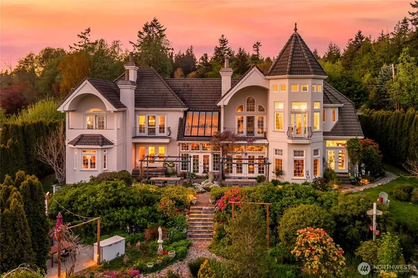 $2,350,000 | 8480 Thompson Beach Road, Anacortes, WA 98221