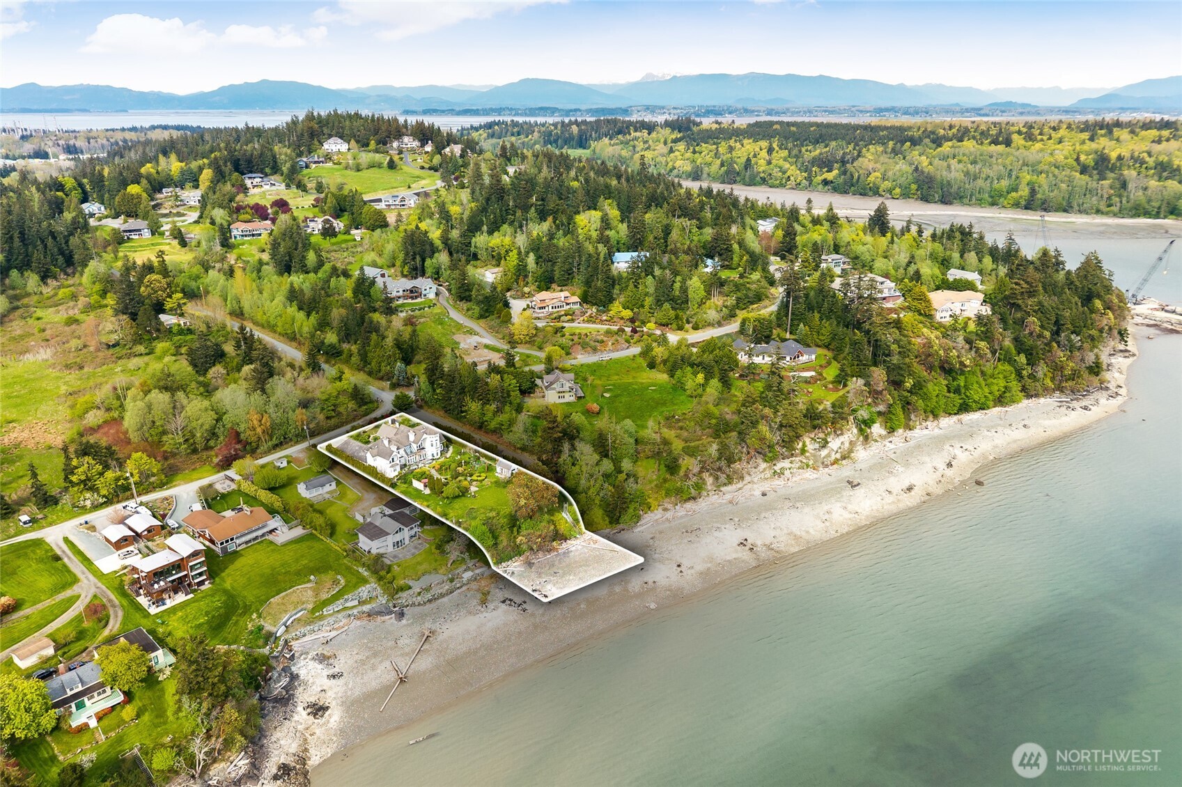 8480 Thompson Beach Road Anacortes, WA 98221 - Photo 5 of 40