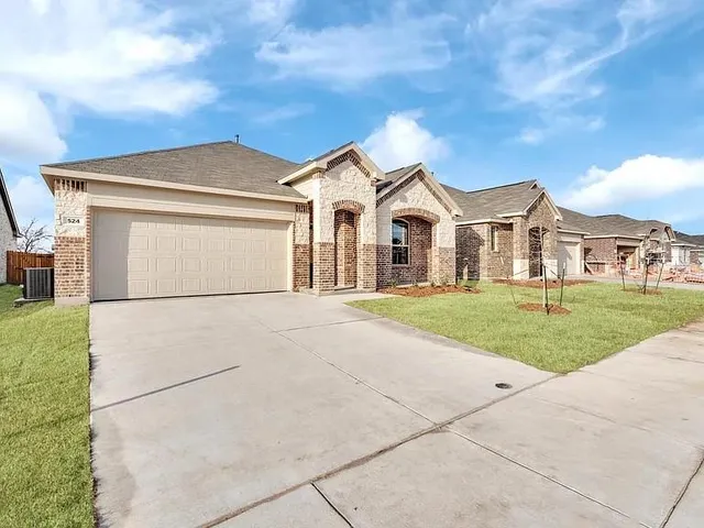 $2,350 | 524 Ranchito Pass, Haslet, TX 76052