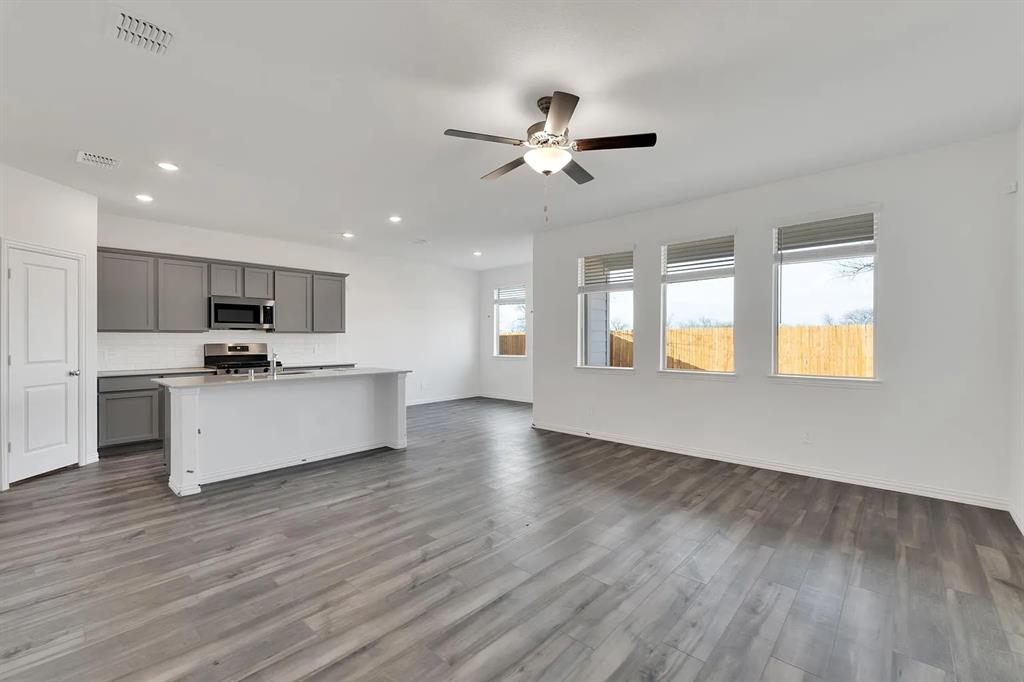 524 Ranchito Pass Haslet, TX 76052 - Photo 4 of 30