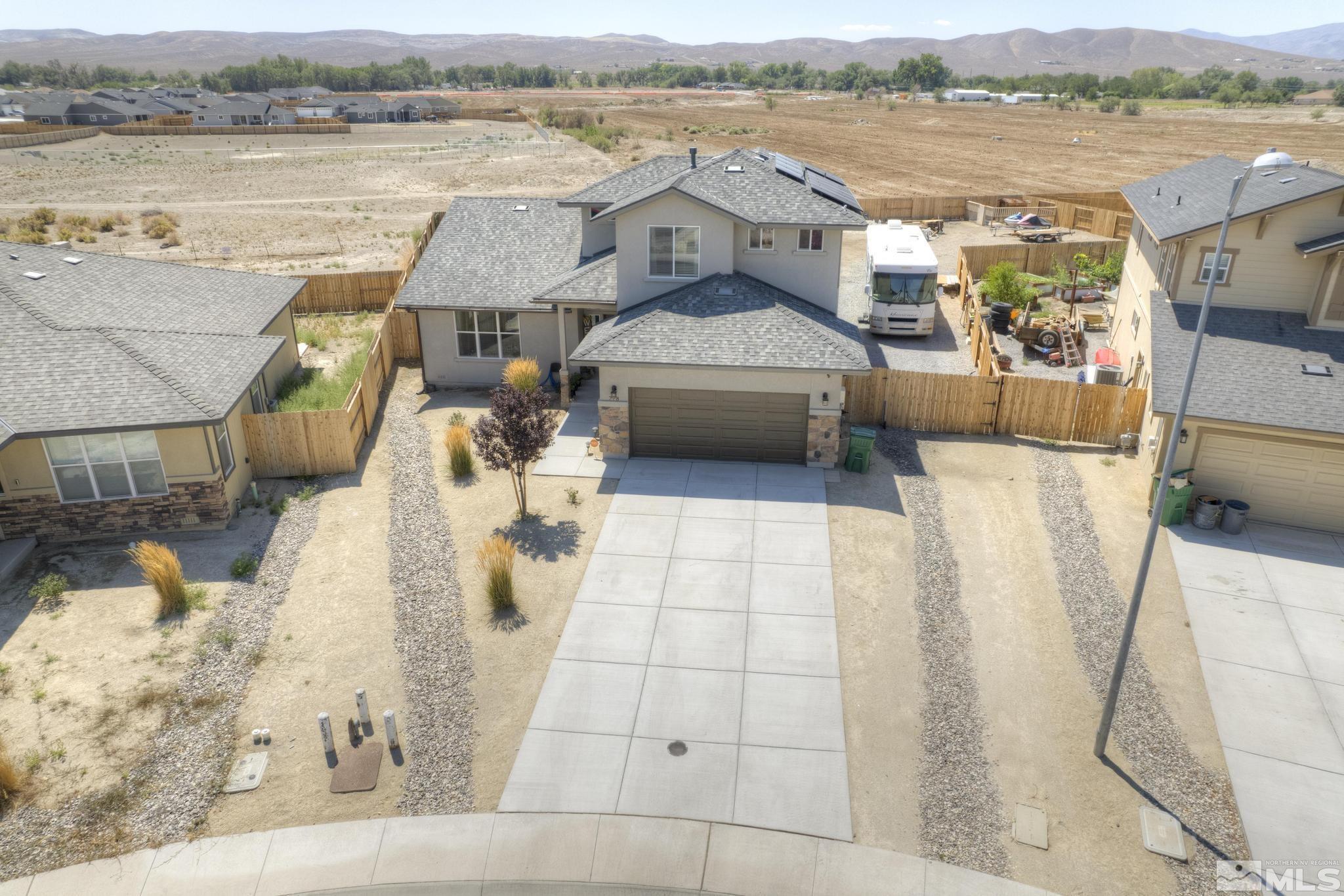 778 Tamsen Road Fernley, NV 89408 - Photo 4 of 40 Photo 4