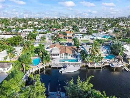 an aerial view of multiple house