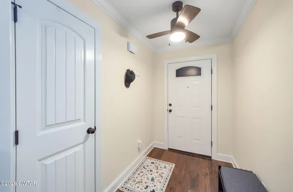 a view of an entryway