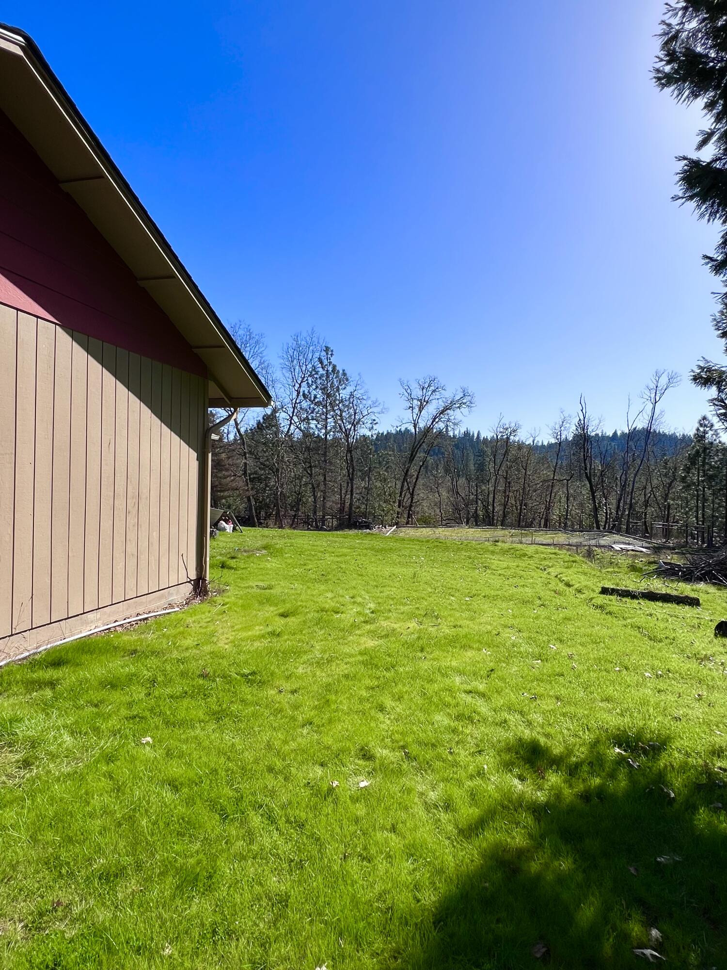 5525 Tunnel Loop Road Grants Pass, OR 97526 - Photo 63 of 65 59