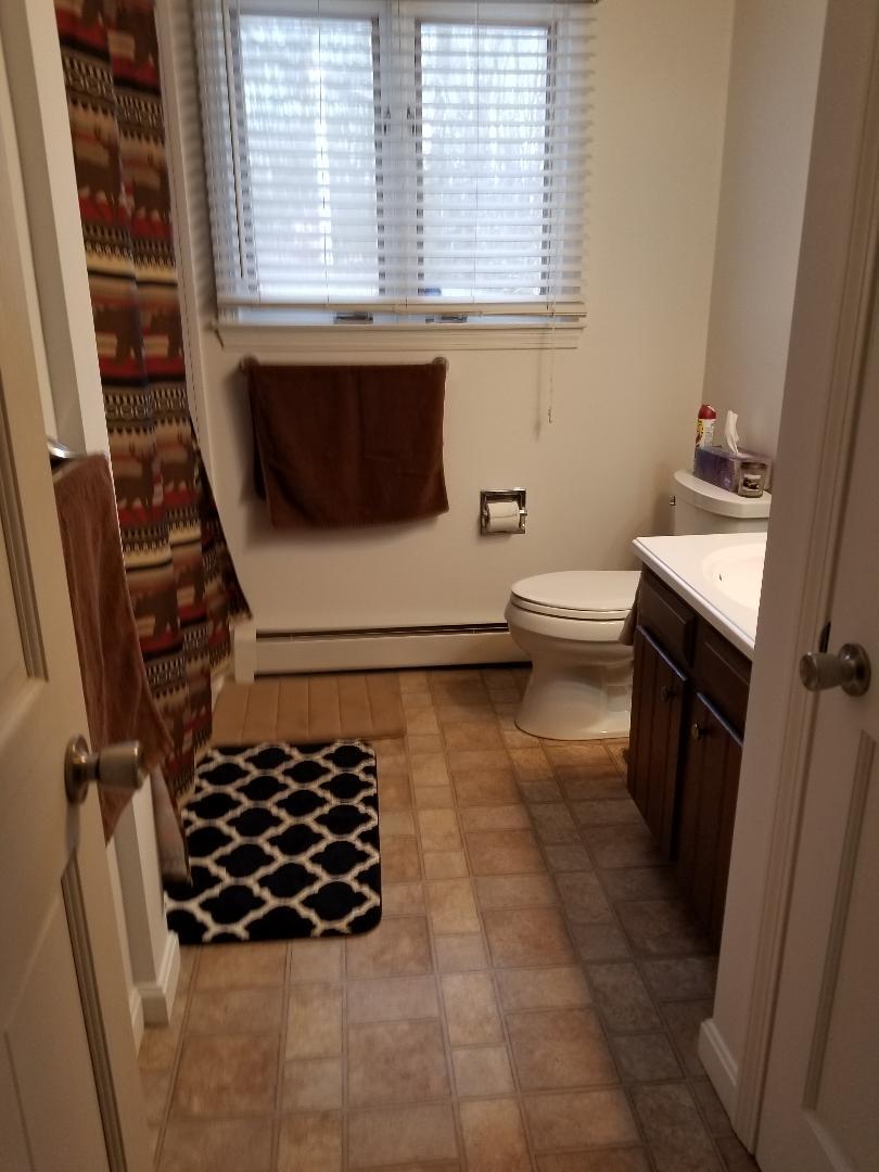 341 Dow bathroom #2
