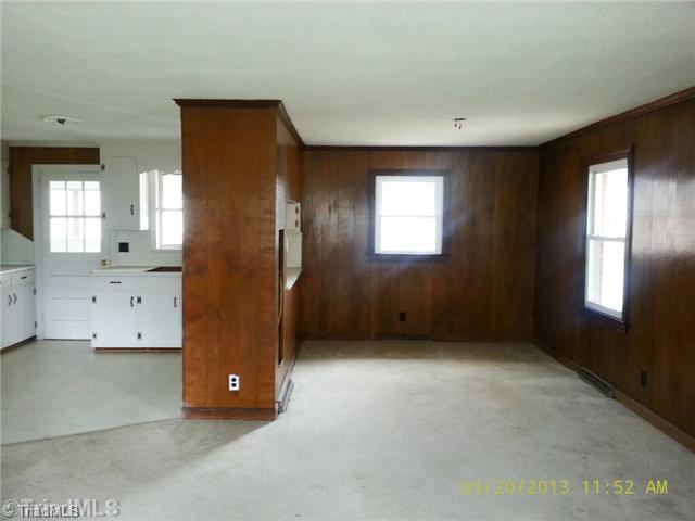 2944 Tyro Road Lexington, NC 27295 - Photo 3 of 6 Dining Room.