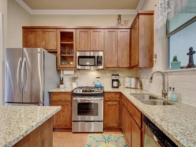 $4,000 | 4545 Mattie Street, Austin, TX 78723