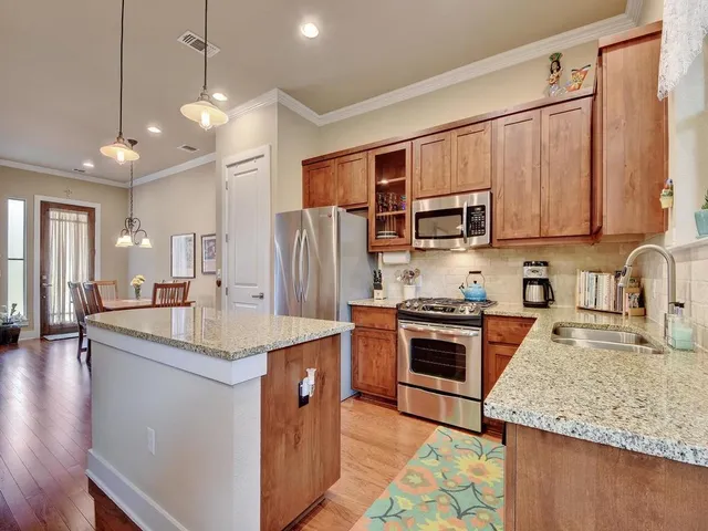 $4,000 | 4545 Mattie Street, Austin, TX 78723