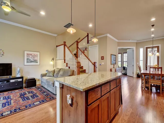 $4,000 | 4545 Mattie Street, Austin, TX 78723