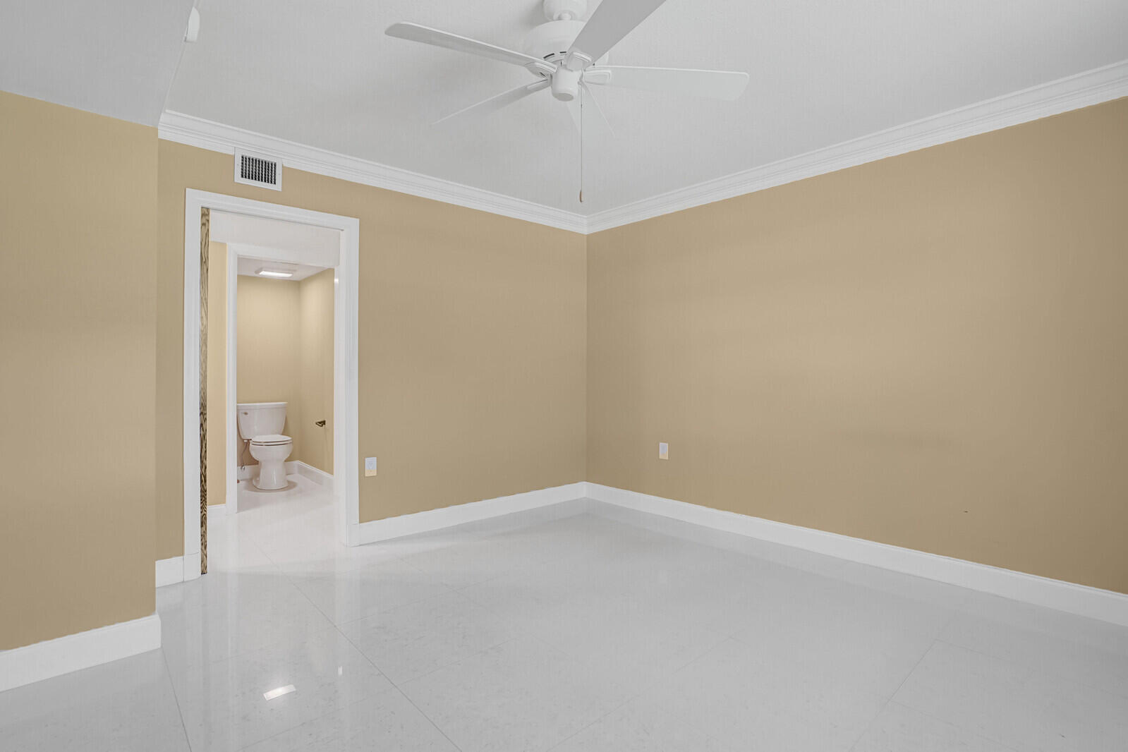 6073 Balboa Circle, Unit 105 Boca Raton, FL 33433 - Photo 25 of 35 28_Image_28_mls