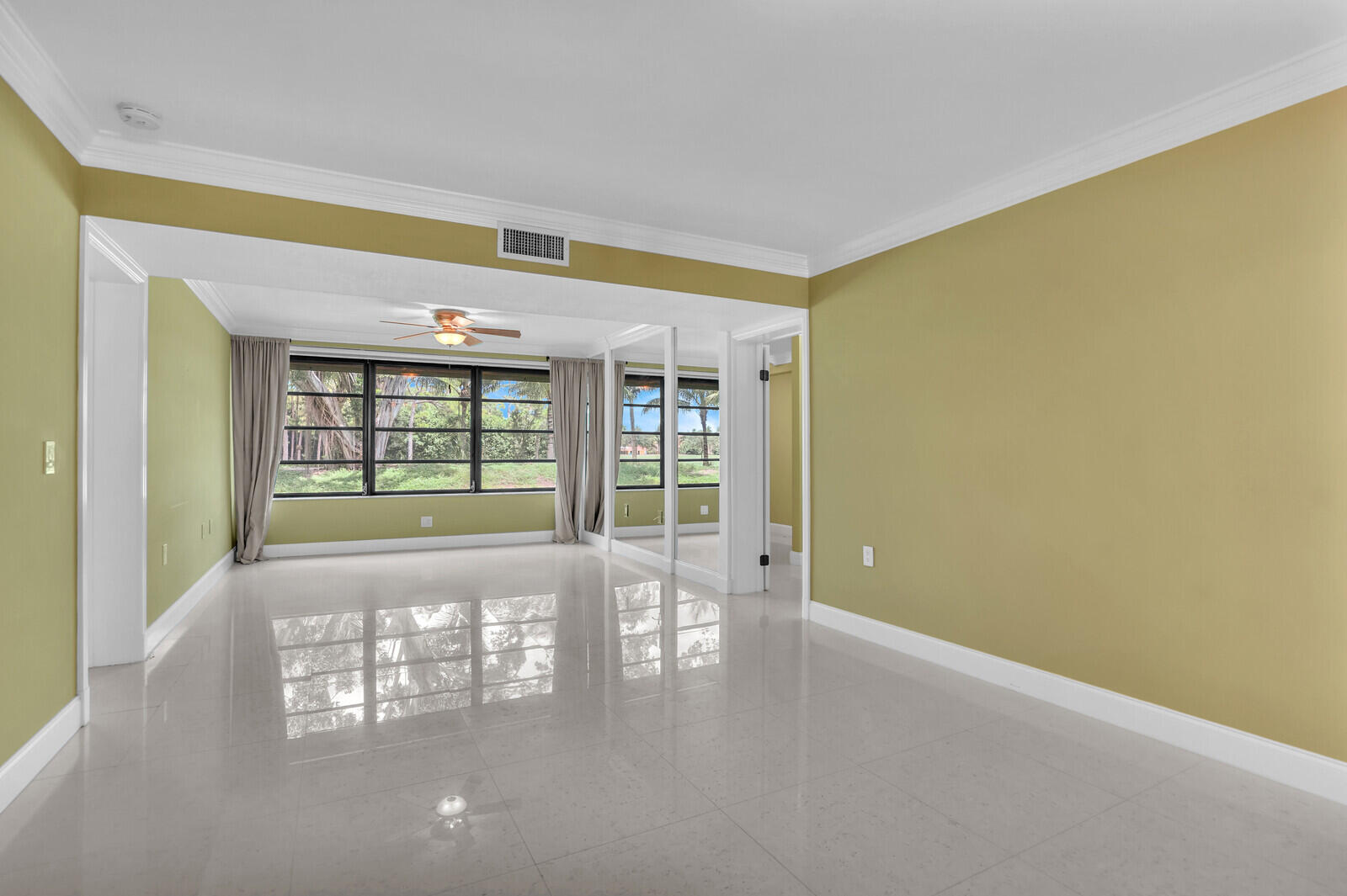 6073 Balboa Circle, Unit 105 Boca Raton, FL 33433 - Photo 10 of 35 11_Image_11_mls