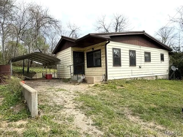 $79,900 | 16232 Martin Drive, Eminence, MO 65588