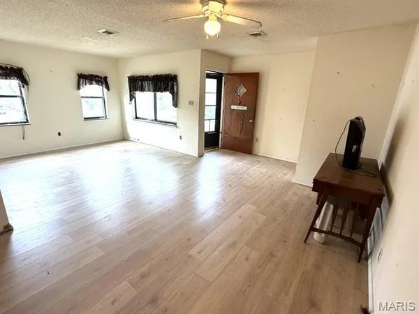 $79,900 | 16232 Martin Drive, Eminence, MO 65588