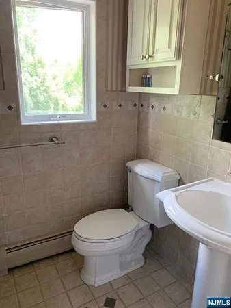 $4,800 | 126 Hawthorne Avenue, Park Ridge, NJ 07656