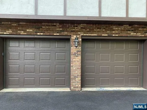 $4,800 | 126 Hawthorne Avenue, Park Ridge, NJ 07656