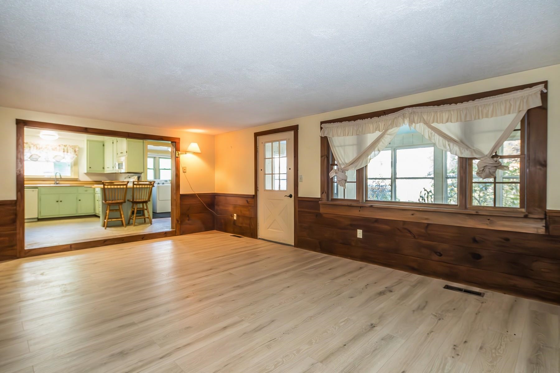 69 Church Street Wallingford, VT 05773 - Photo 11 of 42