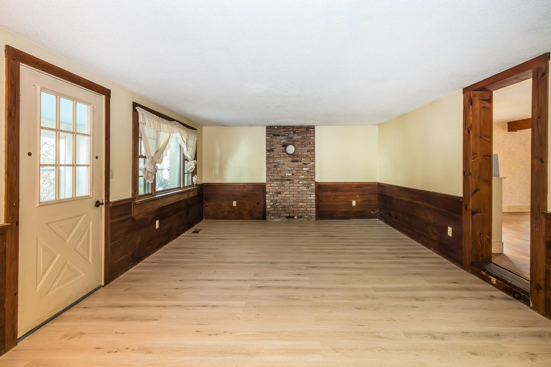 69 Church Street Wallingford, VT 05773 - Photo 12 of 42