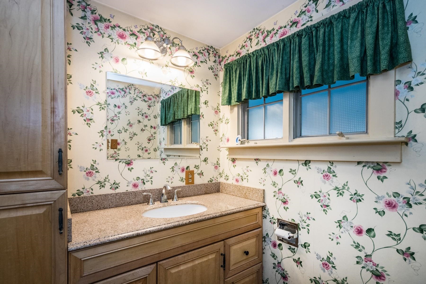 69 Church Street Wallingford, VT 05773 - Photo 19 of 42