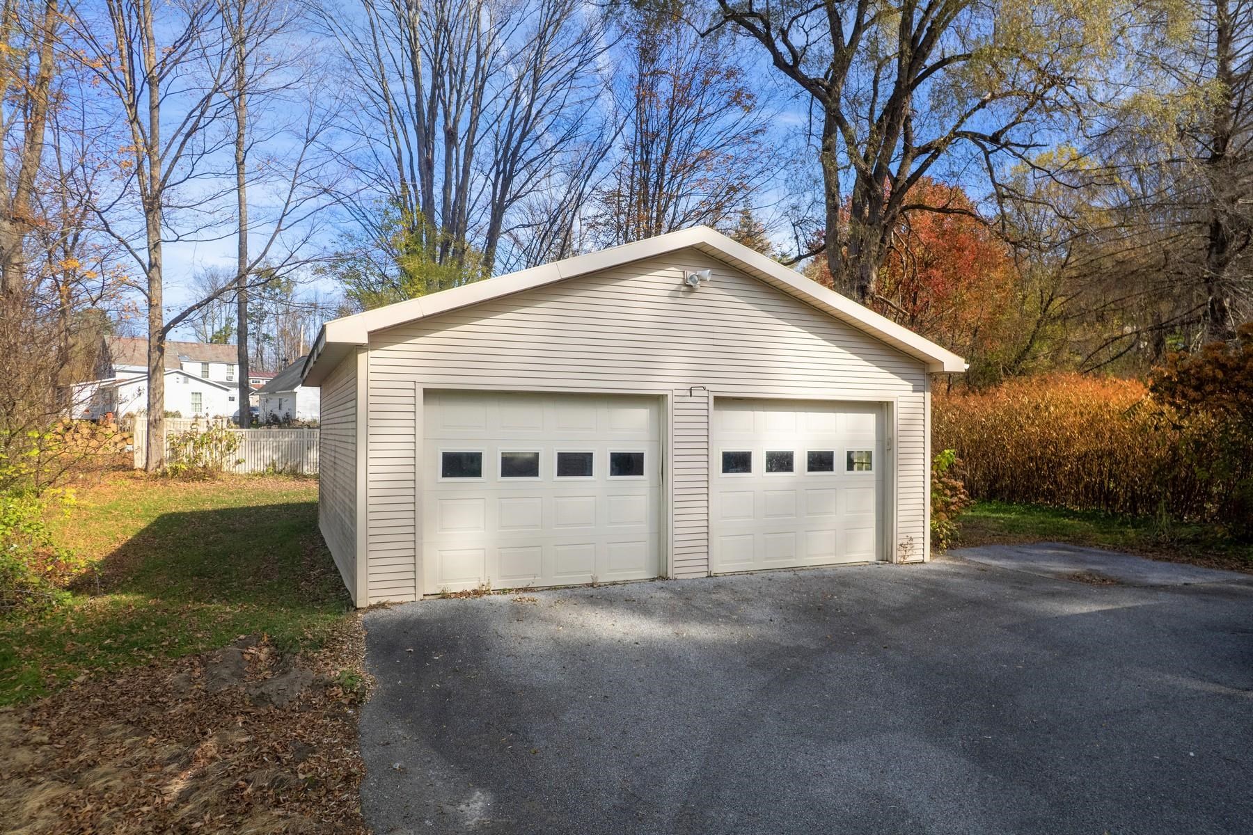 69 Church Street Wallingford, VT 05773 - Photo 6 of 42