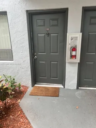 $1,550 | 1880 North Congress Avenue, Unit 109, West Palm Beach, FL 33401