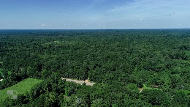 $399,000 | 5680 Highway 43, Jefferson, TX 75657