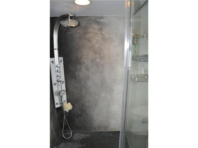 105 Oakhurst Road Pittsburgh, PA 15215 - Photo 10 of 12 Full Bath. Spacious shower with multiple sprays