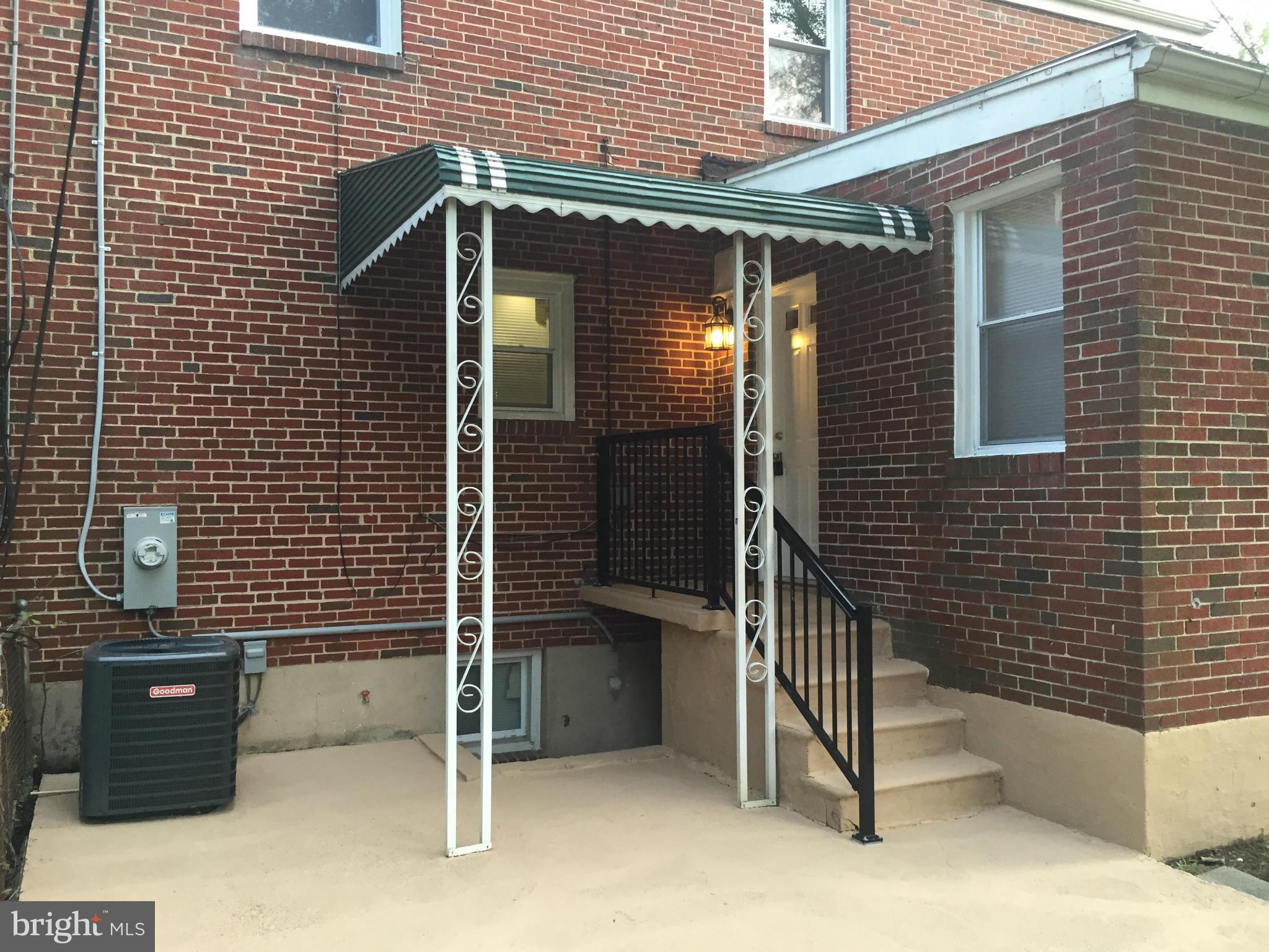 5030 West Hills Road Baltimore, MD 21229 - Photo 3 of 29 Exterior (Rear)