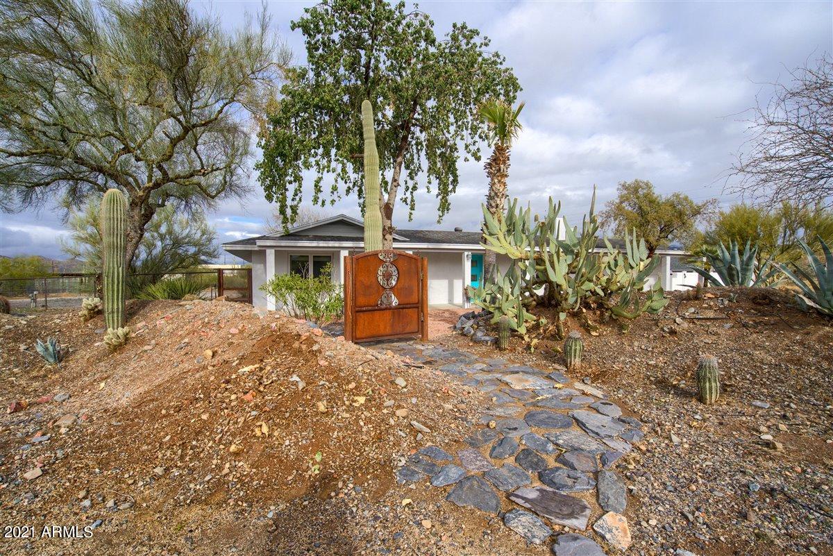 40636 North Fleming Springs Road Cave Creek, AZ 85331 - Photo 17 of 50 17-Front of Home