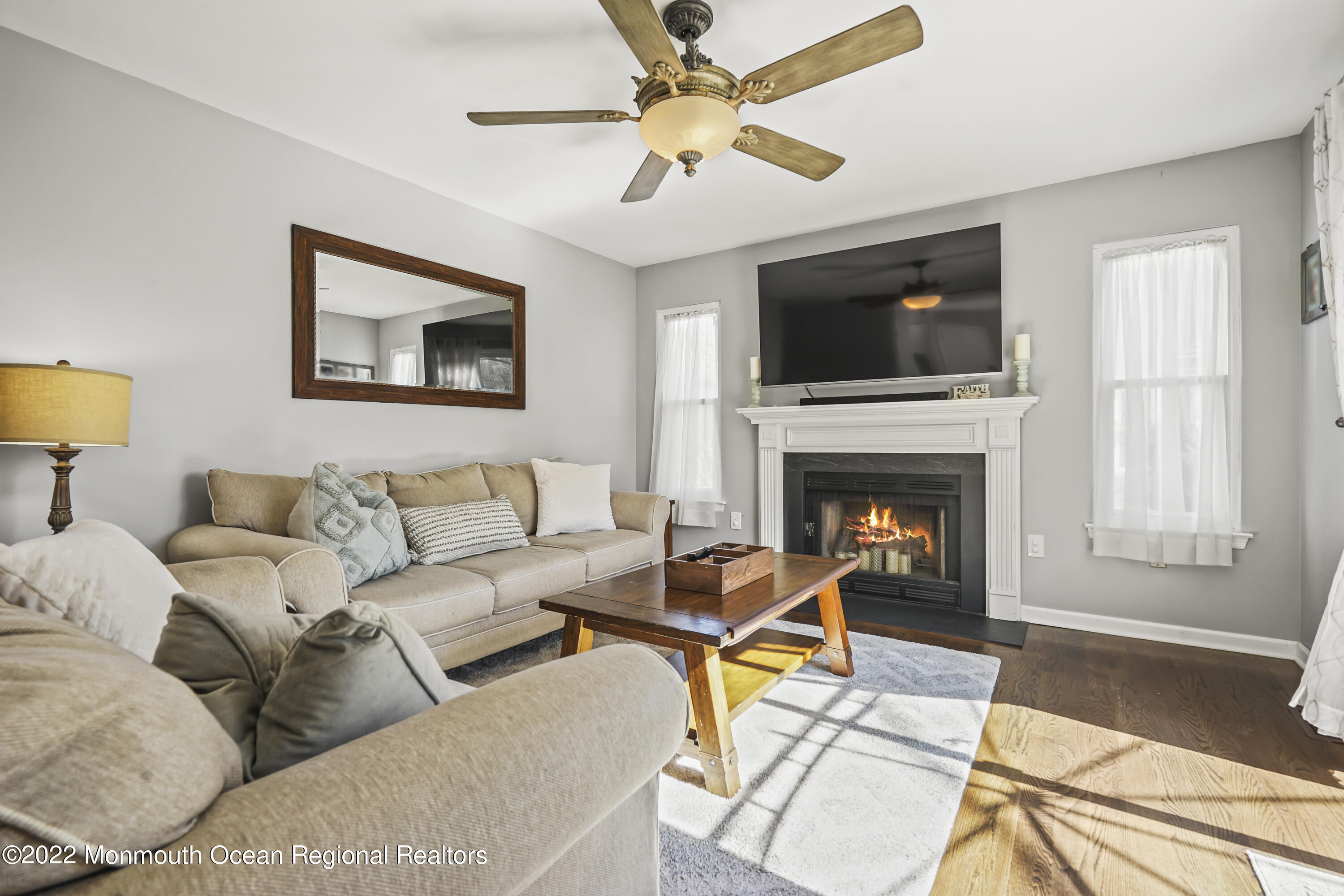 32 Sun Hollow Road Howell, NJ 07731 - Photo 18 of 39 DSC02611