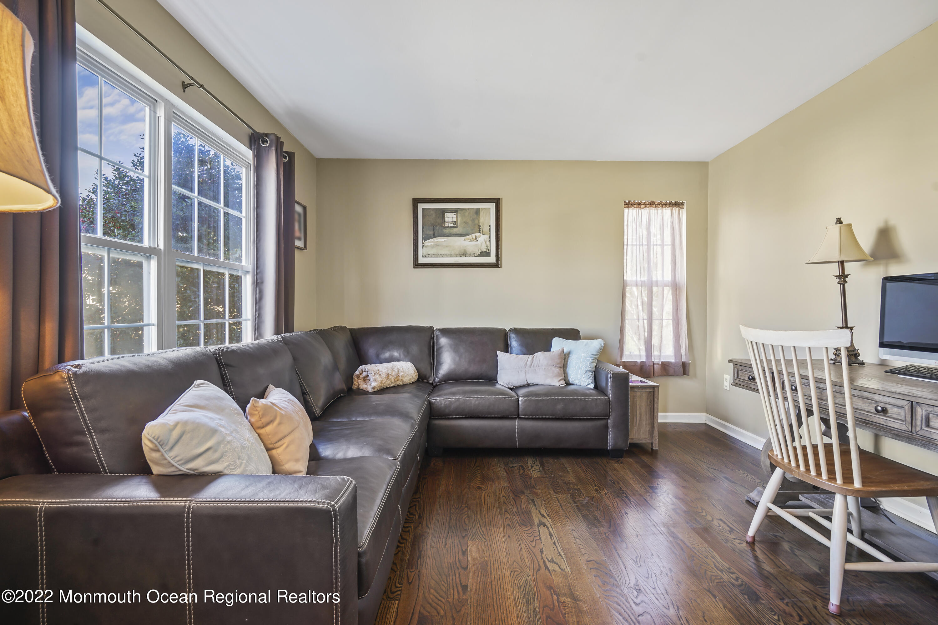 32 Sun Hollow Road Howell, NJ 07731 - Photo 6 of 39 DSC02646