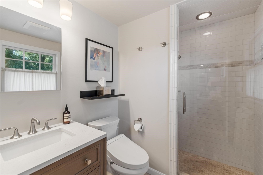 5 Adirondack Road Chelmsford, MA 01824 - Photo 17 of 35 Gallery Image 17