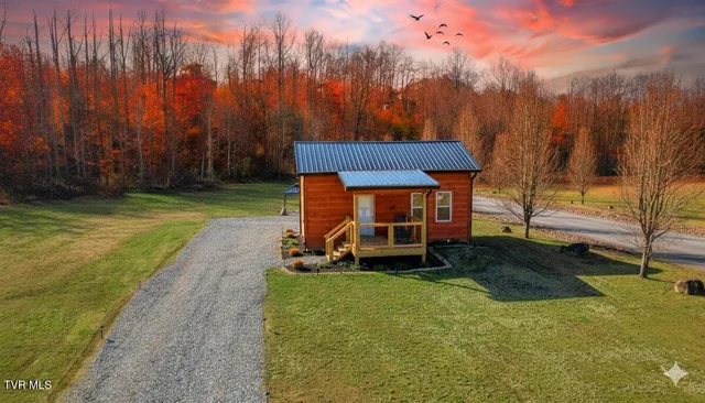 $329,900 | 181 Tn-32 Highway, Cosby, TN 37722