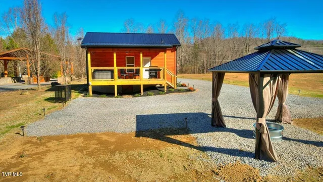 $329,900 | 181 Tn-32 Highway, Cosby, TN 37722