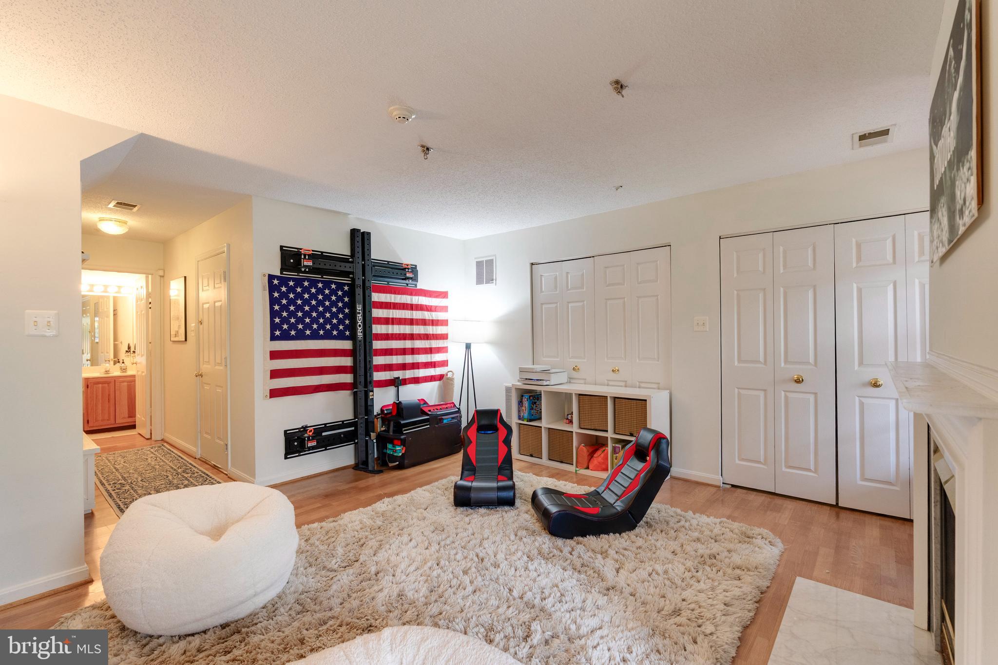 2303 Massanutten Drive Silver Spring, MD 20906 - Photo 19 of 24 a room with furniture and a couch