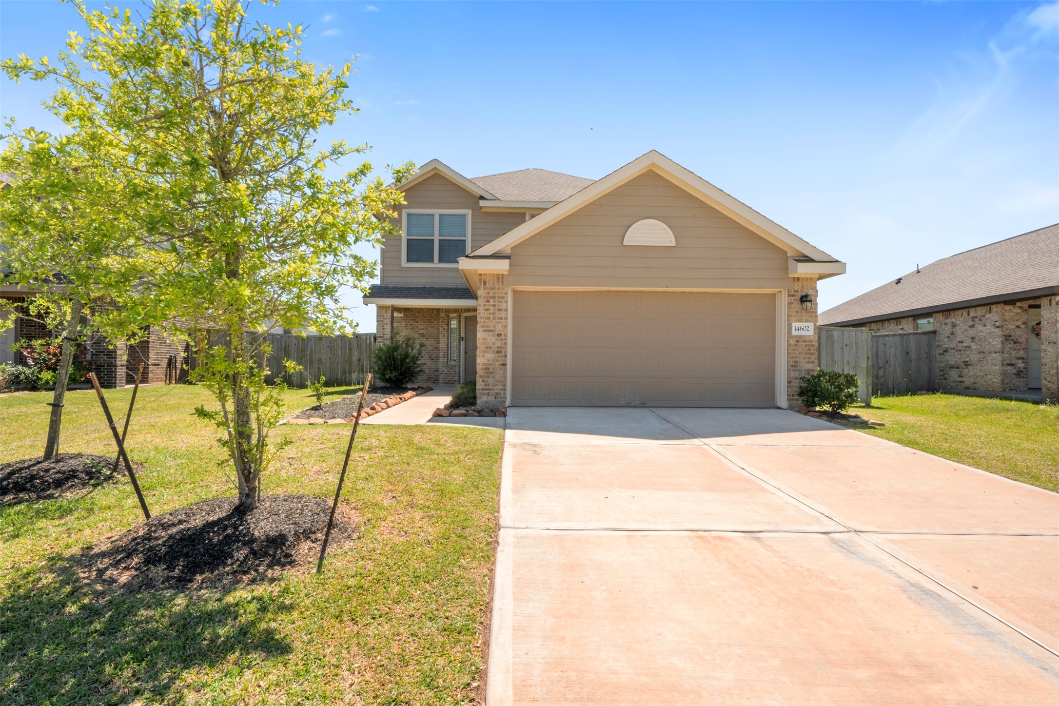 14602 Broadbury Pond Road Rosharon, TX 77583 - Photo 1 of 22 a view of backyard of the house