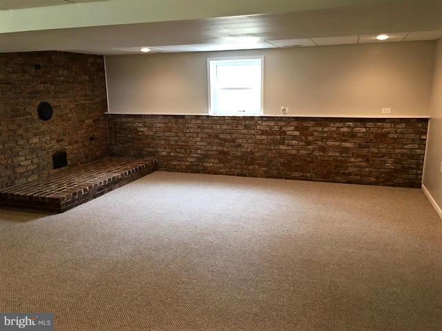 11812 Warner Road Keymar, MD 21757 - Photo 17 of 25 a view of an empty room and window