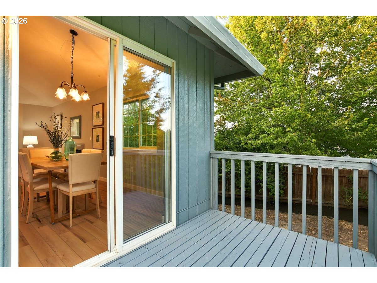 1163 Southwest Tobias Way Beaverton, OR 97003 - Photo 11 of 37
