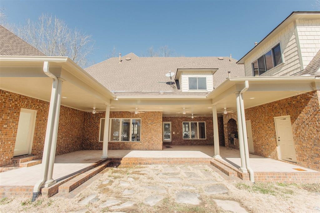 11111 Latting Road Eads, TN 38028 - Photo 33 of 40 a view of a building with entrance gate