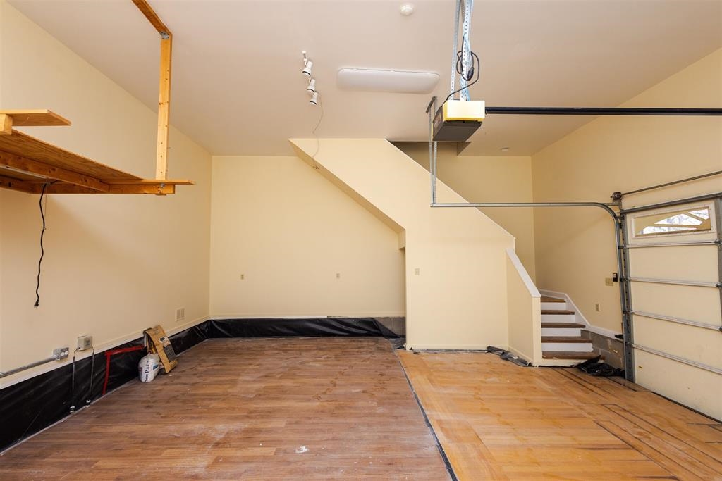 11111 Latting Road Eads, TN 38028 - Photo 36 of 40 a view of entryway and hall