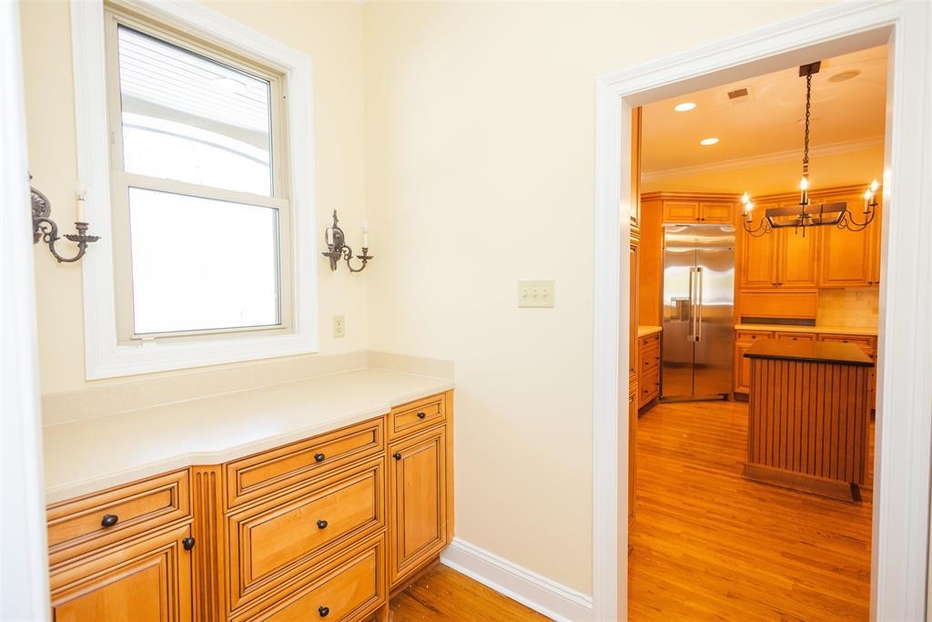 11111 Latting Road Eads, TN 38028 - Photo 10 of 40 a hallway with a large window