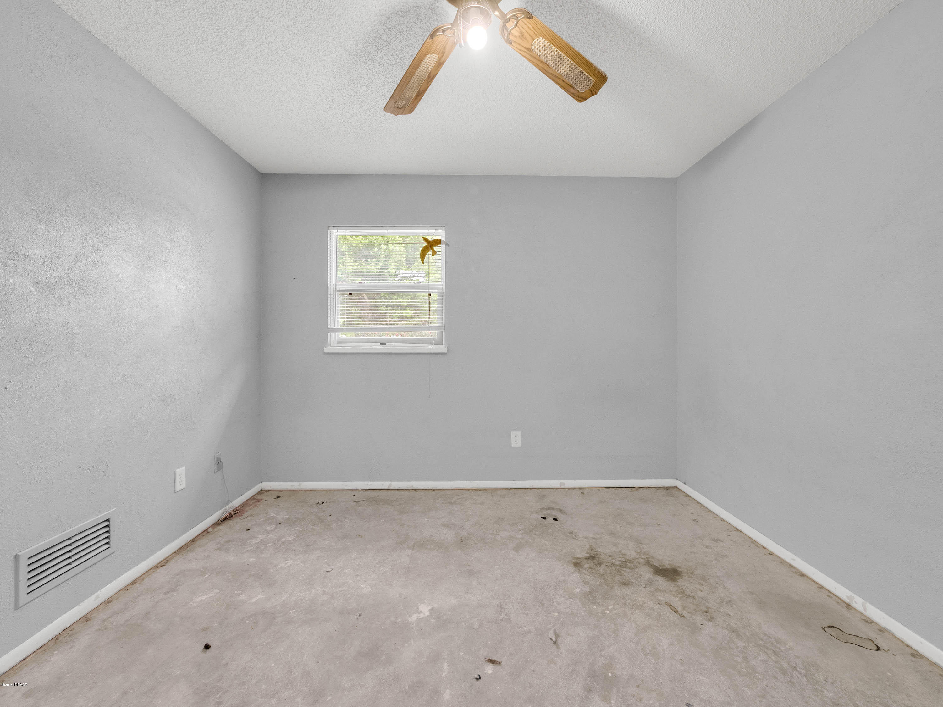 1355 West Taylor Road DeLand, FL 32720 - Photo 23 of 29 1355-west-taylor-road--deland--fl--32720