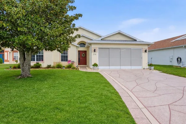 $299,900 | 314 McIntosh Court, Spring Hill, FL 34609