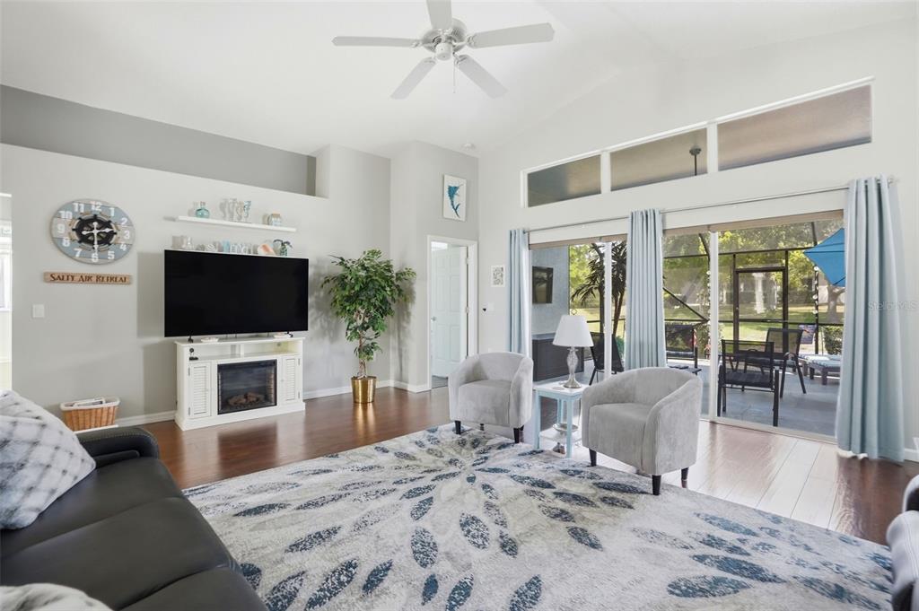 314 McIntosh Court Spring Hill, FL 34609 - Photo 15 of 49