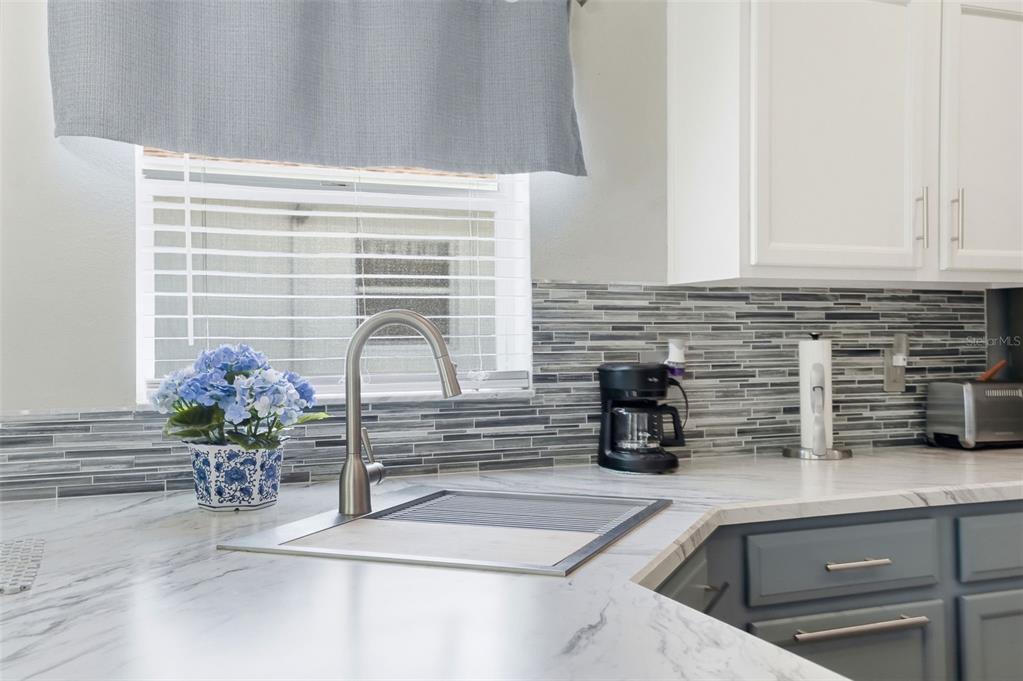 314 McIntosh Court Spring Hill, FL 34609 - Photo 18 of 49