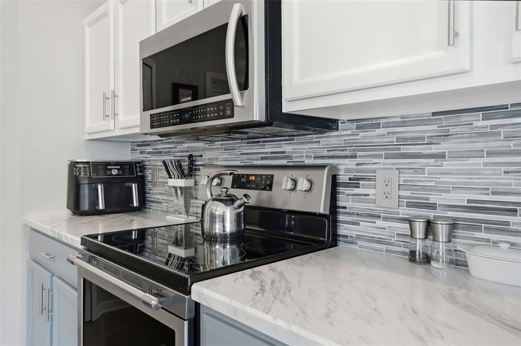 314 McIntosh Court Spring Hill, FL 34609 - Photo 19 of 49