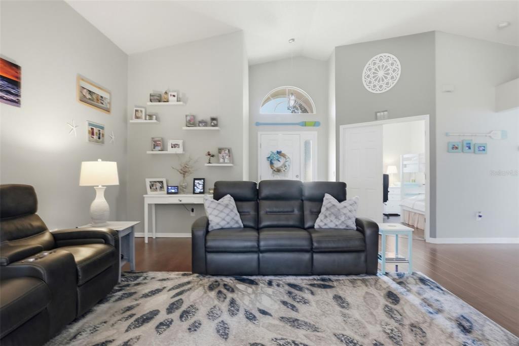 314 McIntosh Court Spring Hill, FL 34609 - Photo 8 of 49