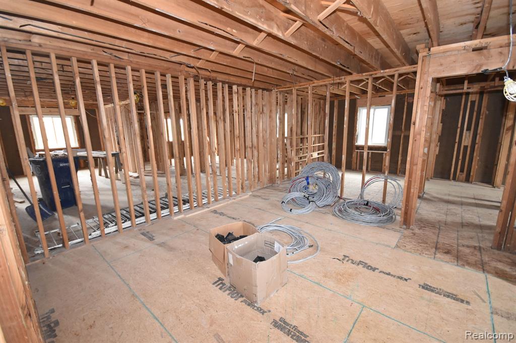 130 Reid Road Grand Blanc, MI 48439 - Photo 14 of 33