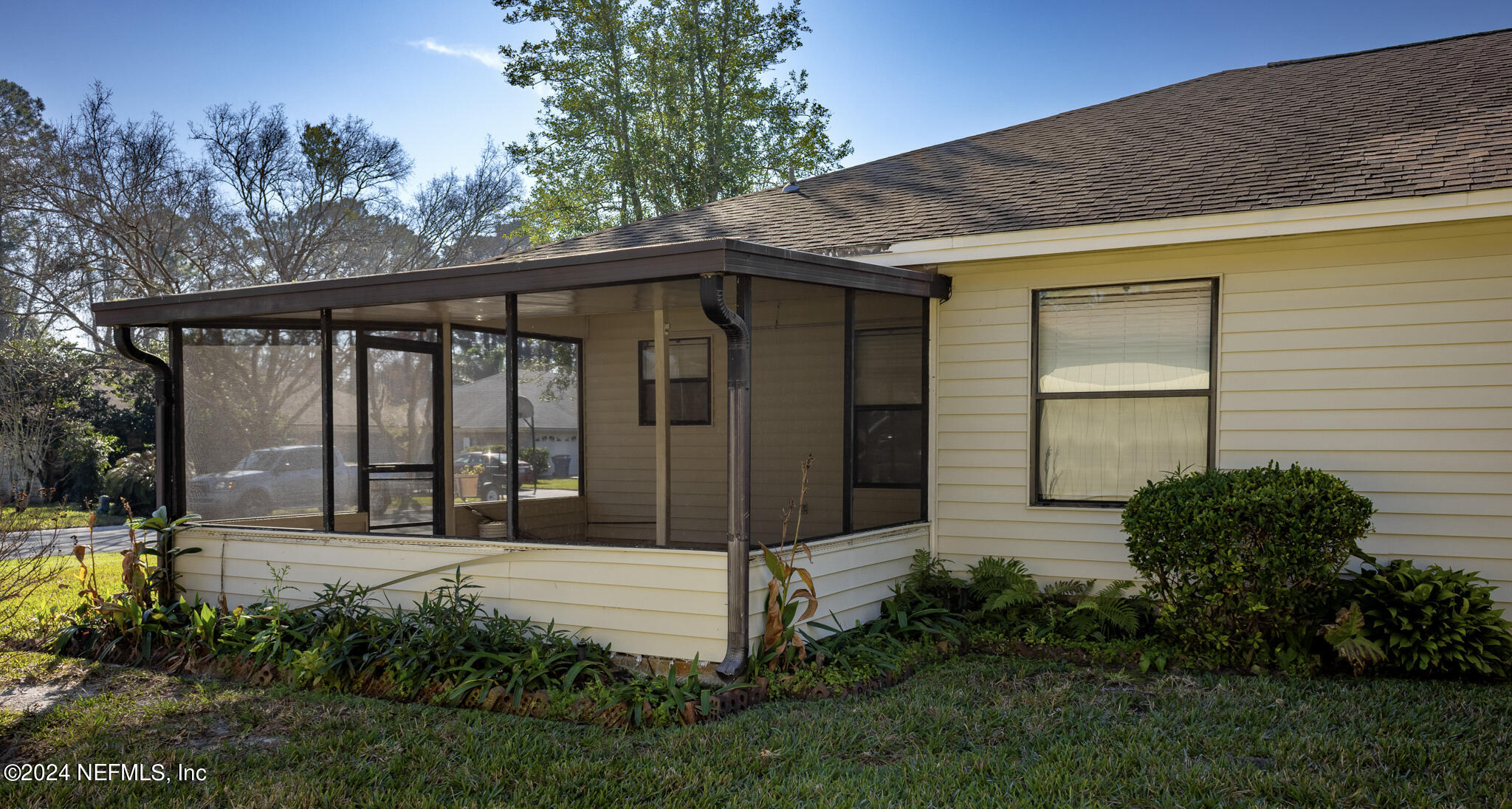 1662 Rusty Rail Road Jacksonville, FL 32225 - Photo 5 of 27 a front view of a house with garden