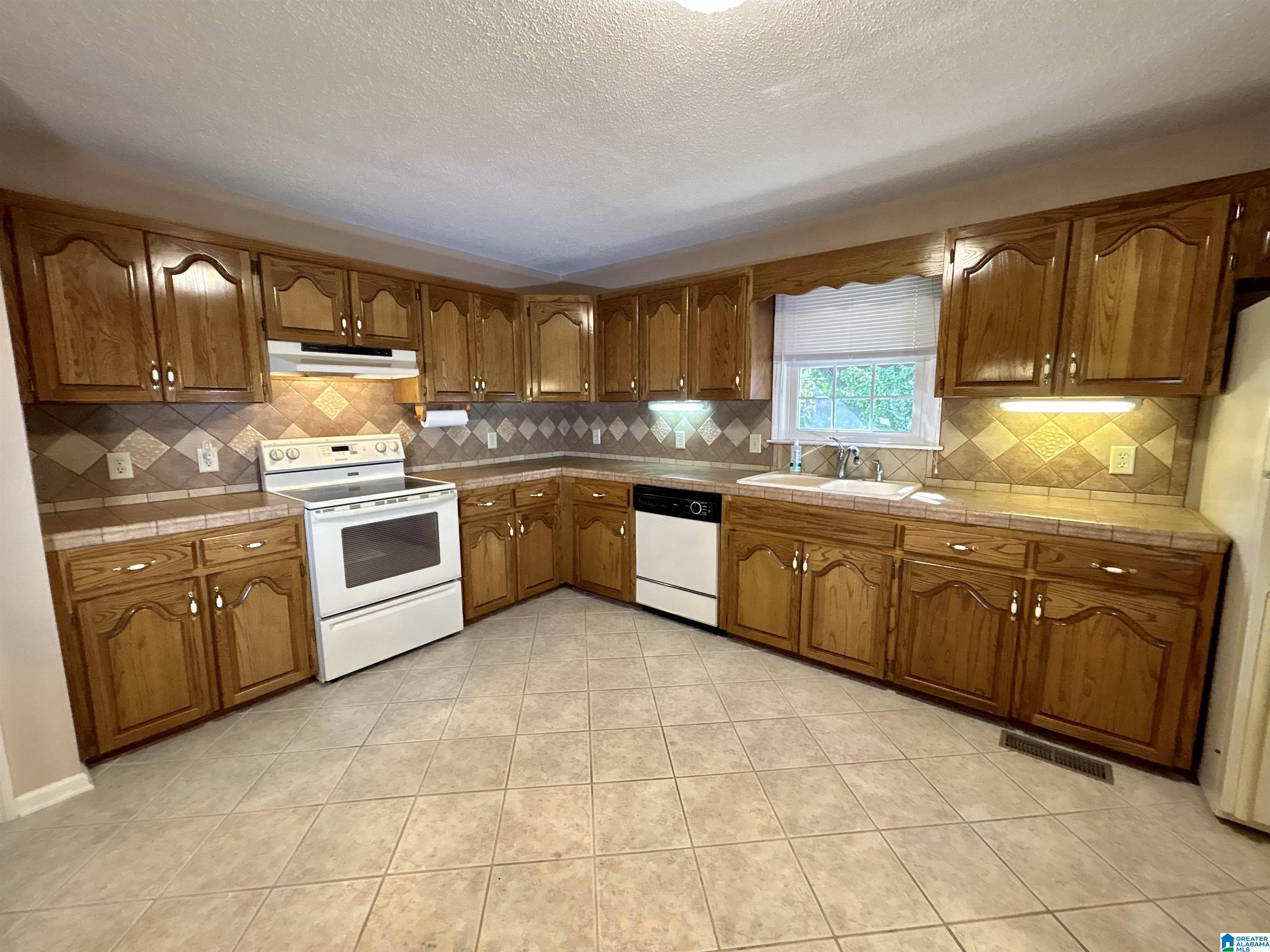 1735 Halls Chapel Road Alexandria, AL 36250 - Photo 5 of 23
